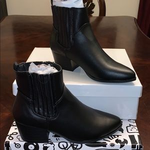 ✨Ankle Boots/Booties✨